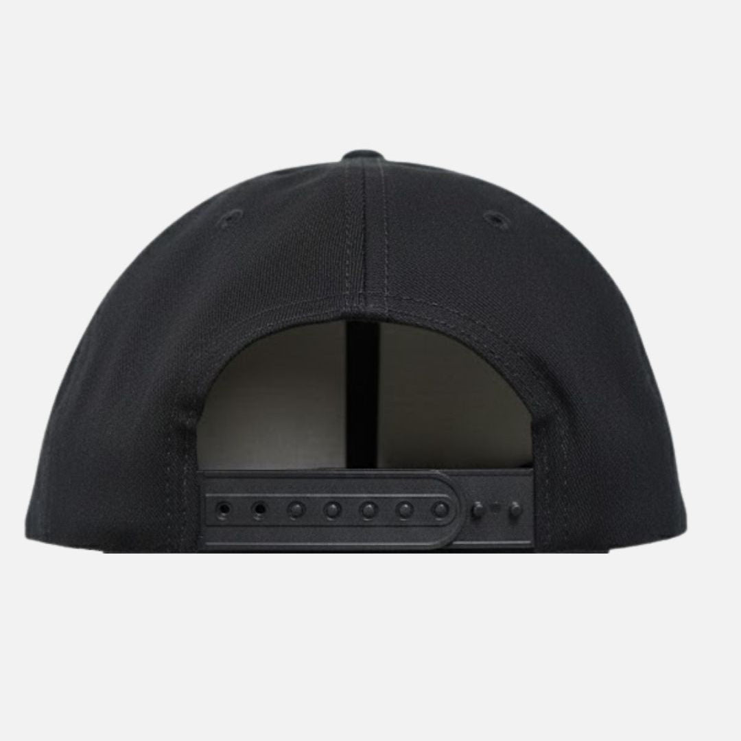 Black cap on a light gray background